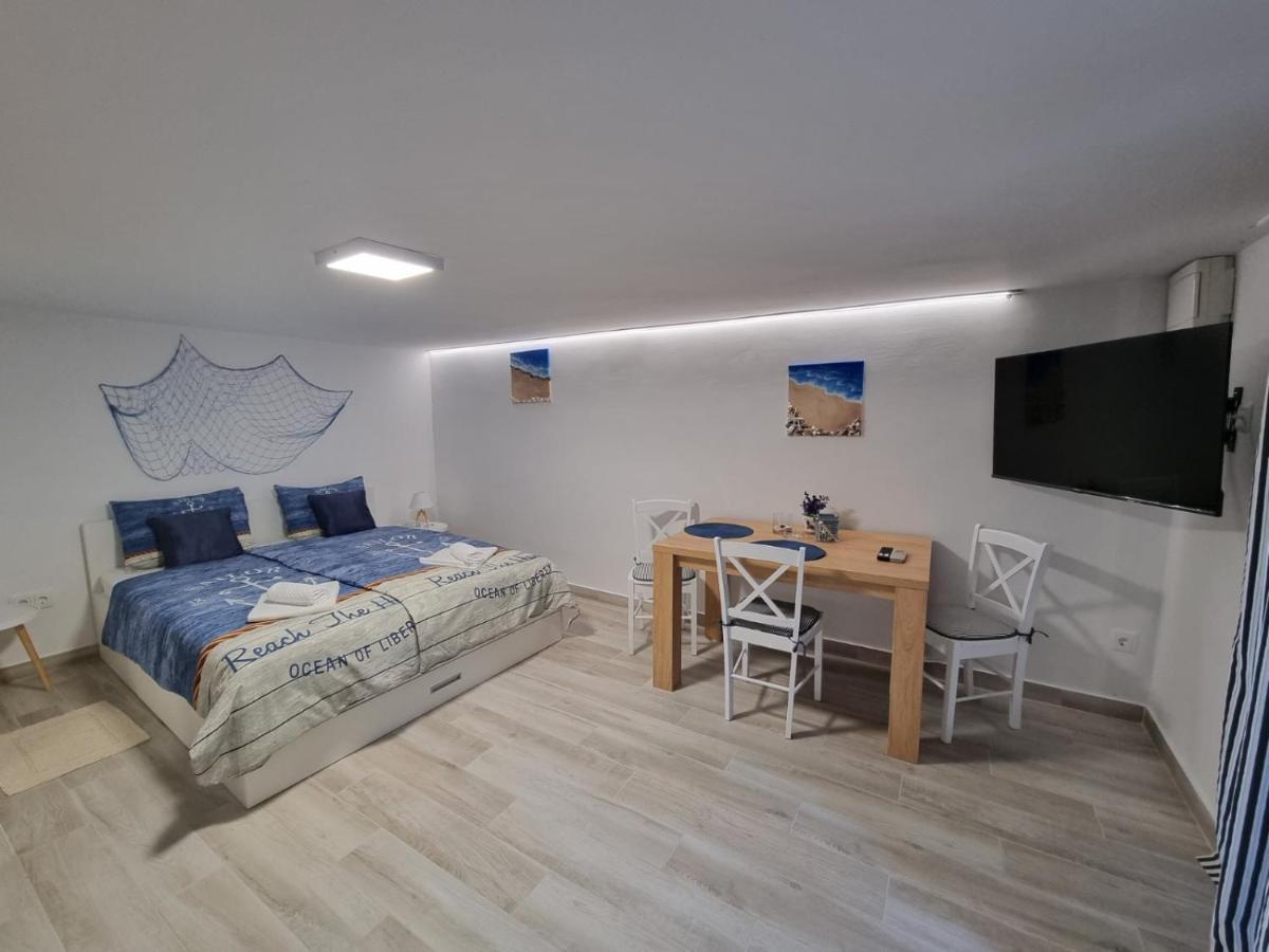 Apartments Casia Башка Экстерьер фото